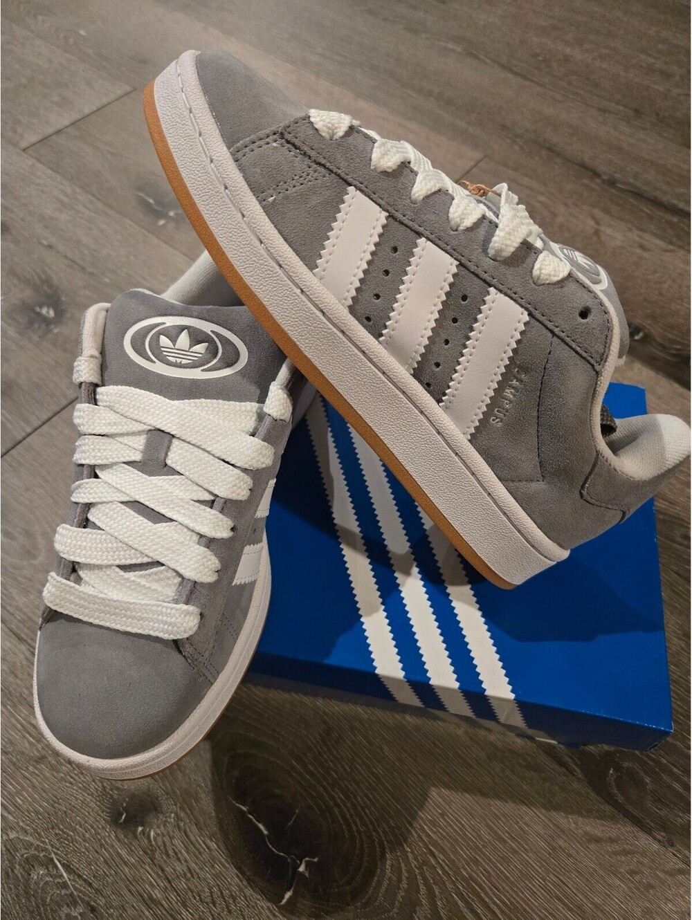 adidas Campus 00s Grey White Youth Size 4.5 HQ6507 Suede Sneakers NIB